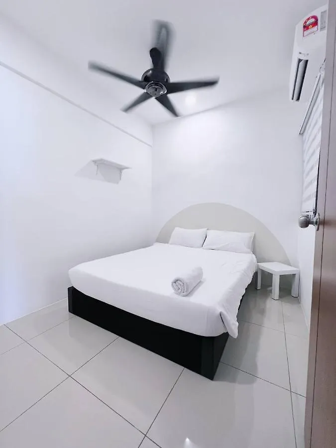 Manhanttan Ipoh Waterpark Homestay By Warmth Stay 4-7Pax 3Br 0*,